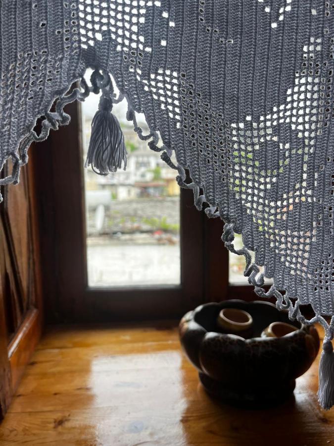 Guesthouse 1805 Gjirokastër Dış mekan fotoğraf