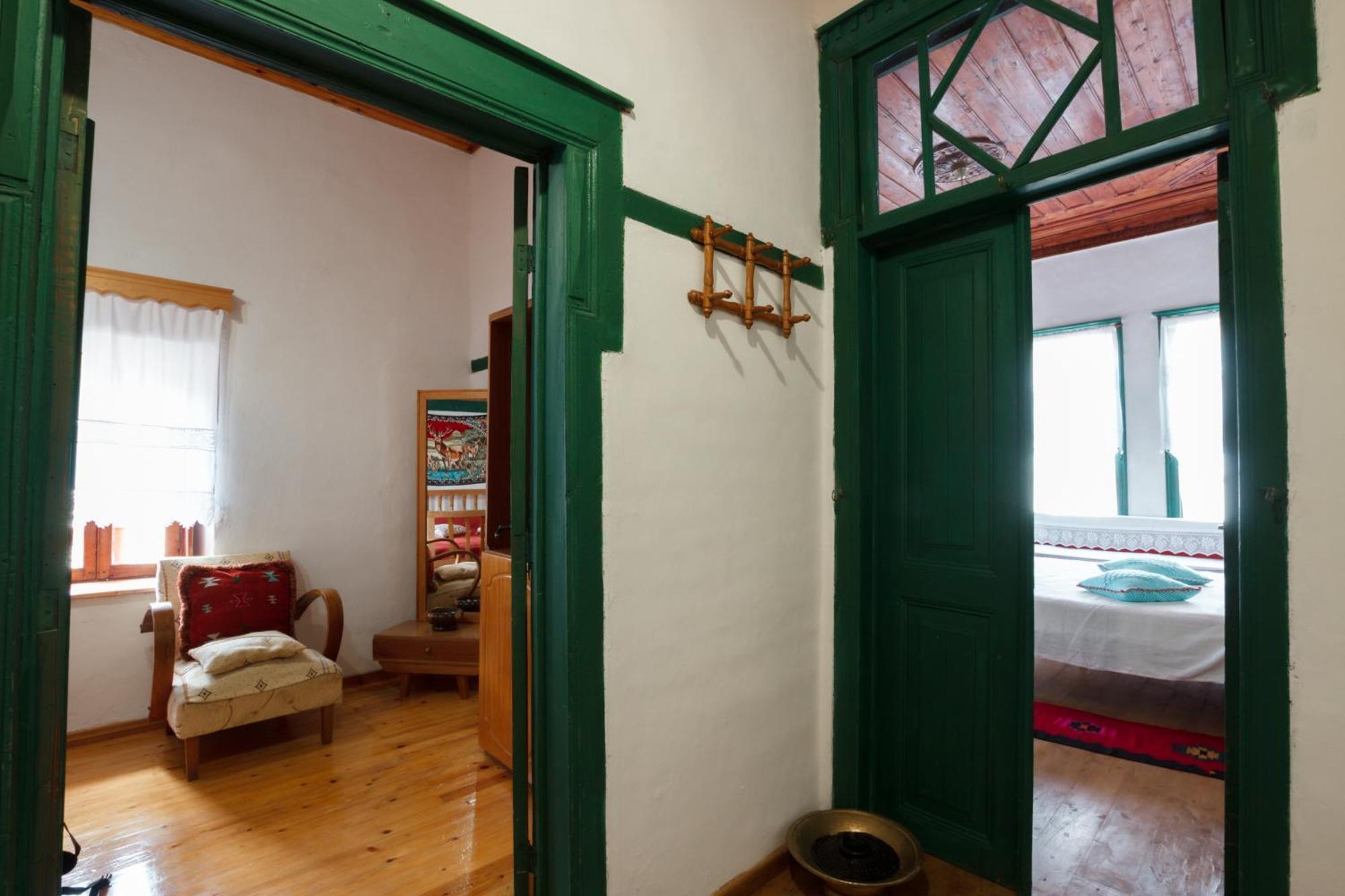 Guesthouse 1805 Gjirokastër Dış mekan fotoğraf